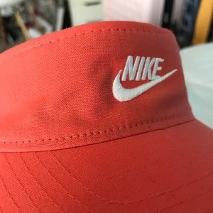 Nike Accessories - Nike Visor! Nike Accessories - Nike Visor!